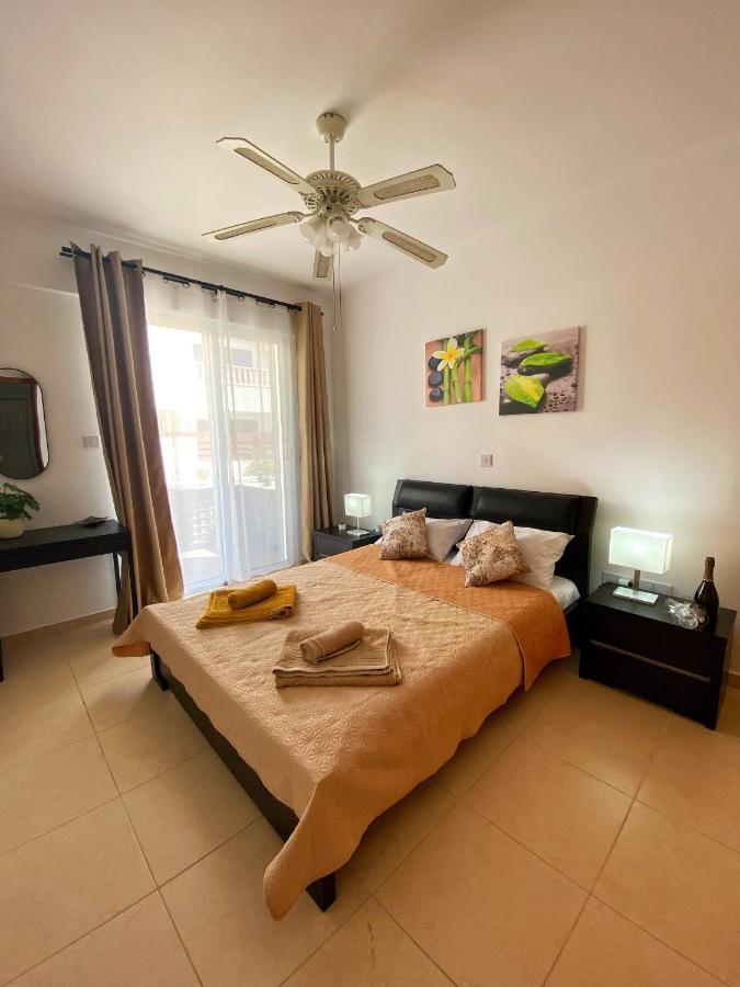 Paphos Cozy Poolside Apartment מראה חיצוני תמונה