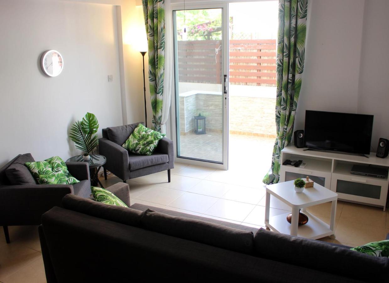 Paphos Cozy Poolside Apartment מראה חיצוני תמונה