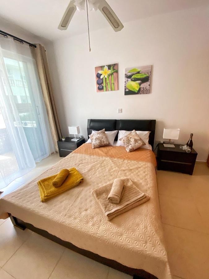 Paphos Cozy Poolside Apartment מראה חיצוני תמונה